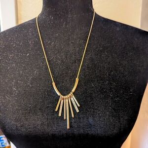 Elegant Gold Necklace with Crystal Accents